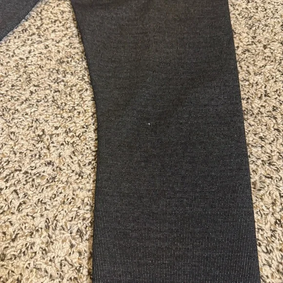 LYSSÉ New York Charcoal Gray Stretch Work Attire Leggings Womens Size Medium - Picture 9 of 9